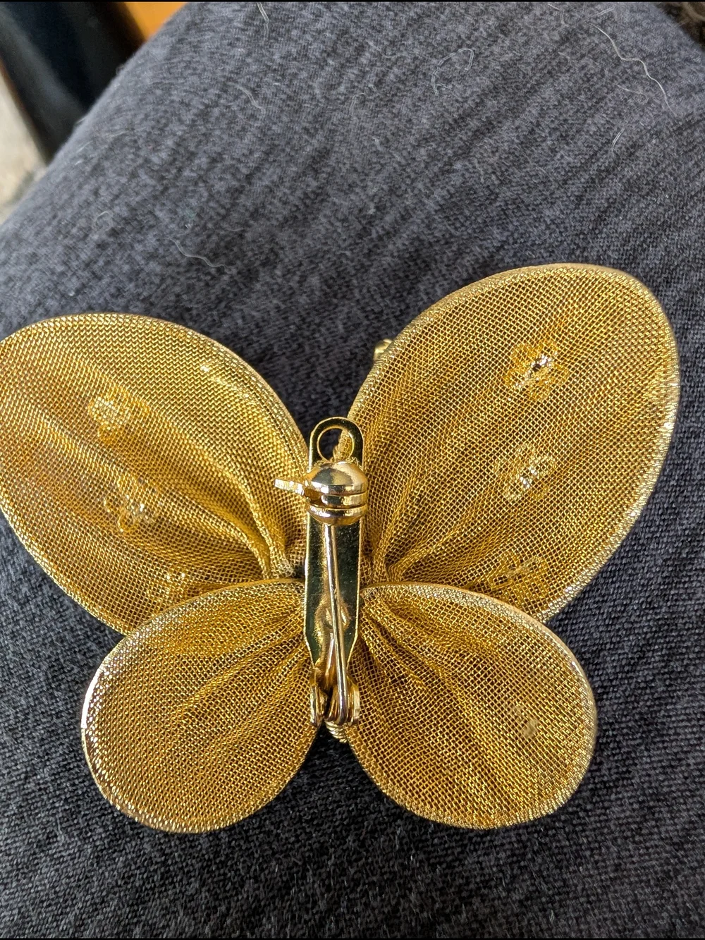 Vintage Brooch Gold Tone Metal Mesh Butterfly Pin Floral Wings 2.25